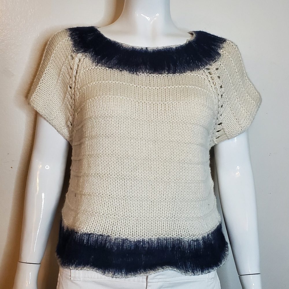 Anthropologie By Fulel flower Sweater size XSmall